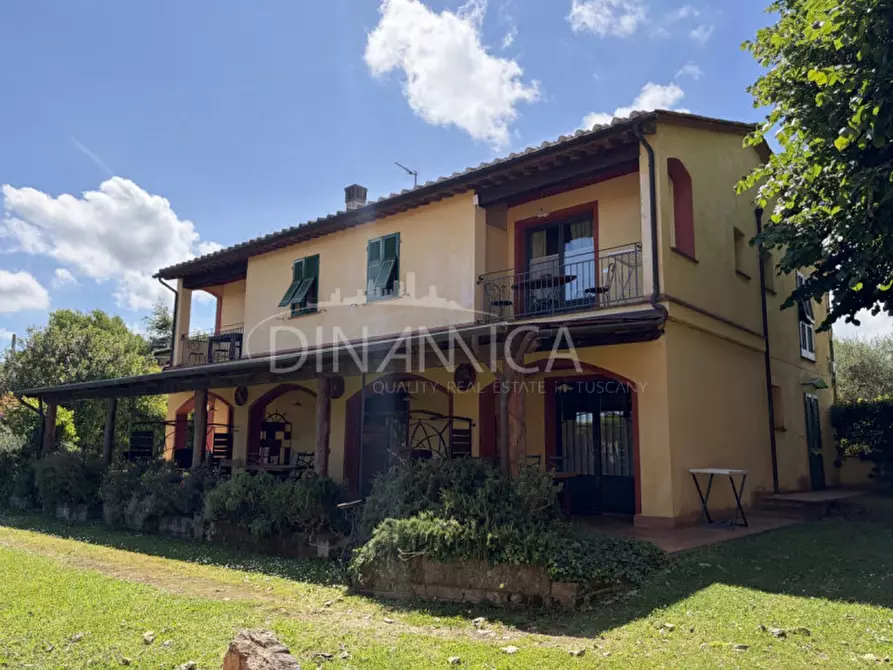 Immagine 32 di Hotel in vendita  a Crespina Lorenzana