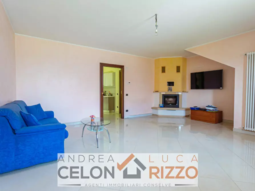 Immagine 3 di Casa bifamiliare in vendita  in Via Roma a Pozzonovo