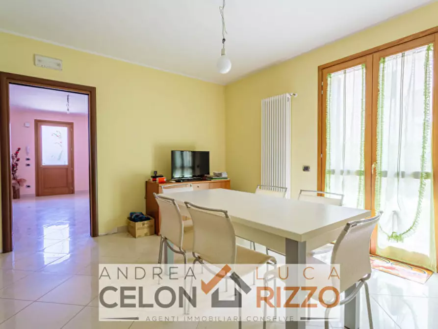 Immagine 12 di Casa bifamiliare in vendita  in Via Roma a Pozzonovo
