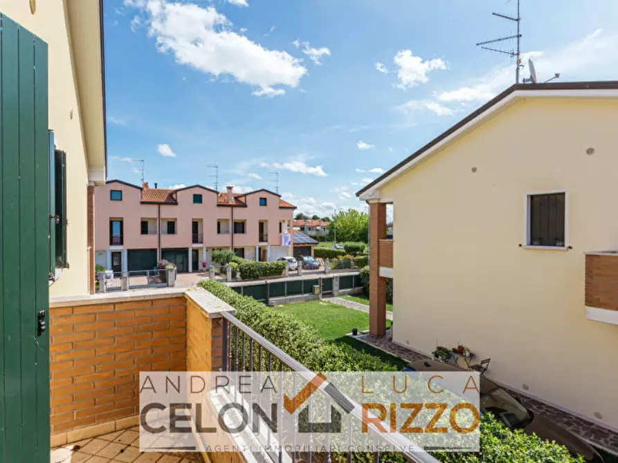 Immagine 35 di Casa bifamiliare in vendita  in Via Roma a Pozzonovo