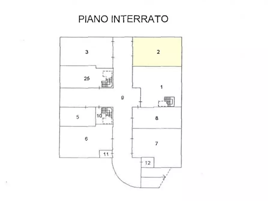 Immagine 21 di Garage in vendita  in via illica a Mondolfo
