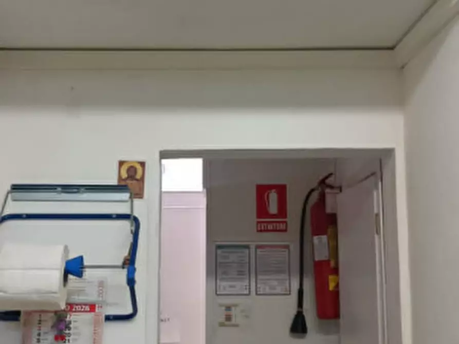 Immagine 7 di Attività commerciale in affitto  in VIA ROMA a Bagno A Ripoli