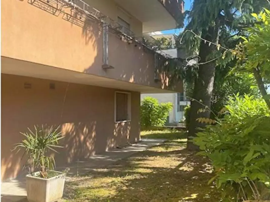 Immagine 1 di Appartamento in vendita  in Via Emilia 36 a Rubano