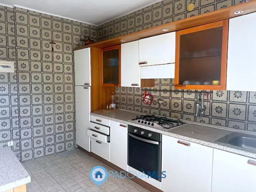 Immagine 7 di Appartamento in vendita  in Via Emilia 36 a Rubano