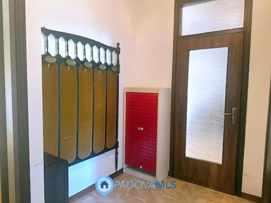 Immagine 23 di Appartamento in vendita  in Via Emilia 36 a Rubano