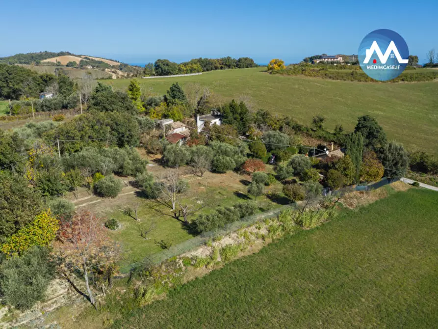 Immagine 2 di Rustico / casale in vendita  in strada montebacchino a Pesaro