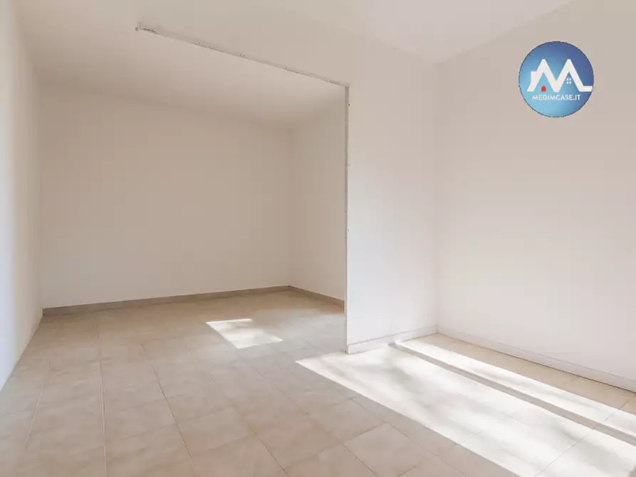 Immagine 12 di Rustico / casale in vendita  in strada montebacchino a Pesaro