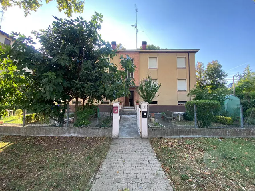 Immagine 2 di Appartamento in affitto  in Via Carlo Lugli a Carpi