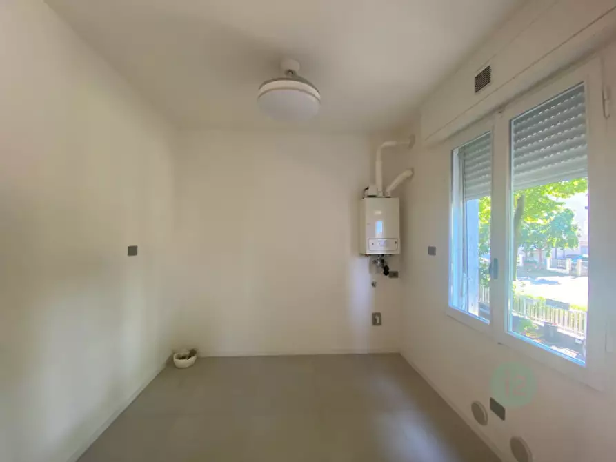 Immagine 10 di Appartamento in affitto  in Via Carlo Lugli a Carpi