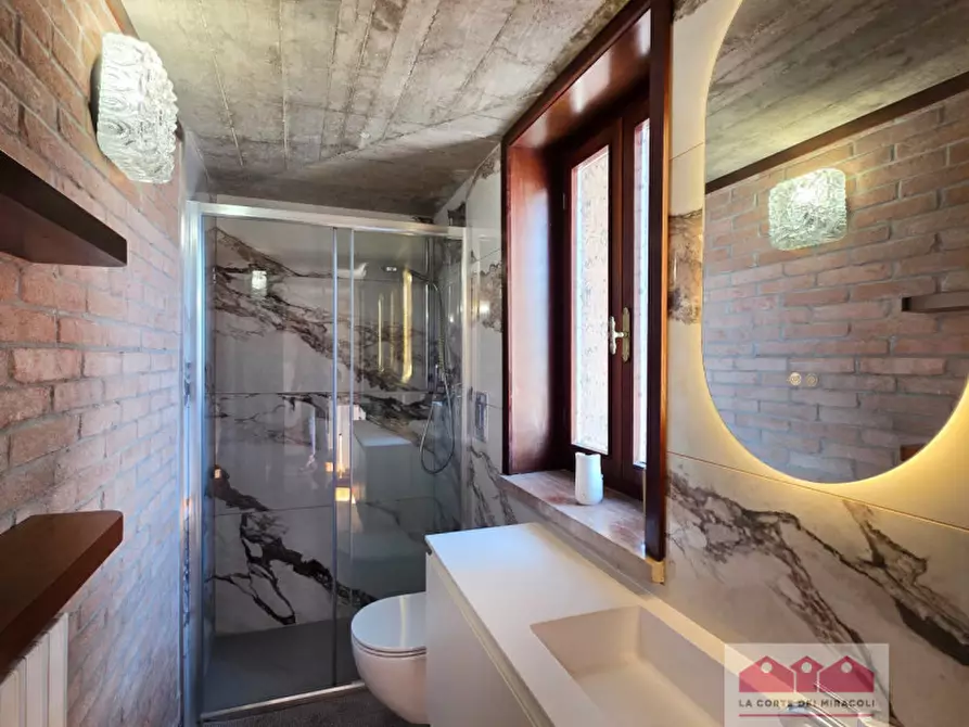 Immagine 23 di Villa in vendita  in Via Silvio Pellico a Caldogno