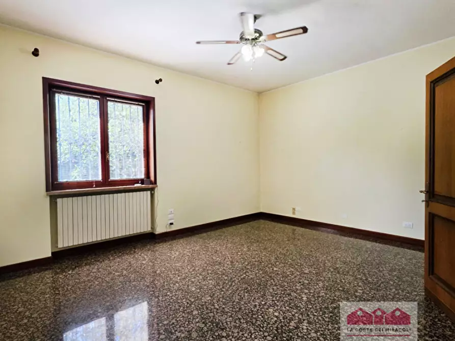 Immagine 28 di Villa in vendita  in Via Silvio Pellico a Caldogno