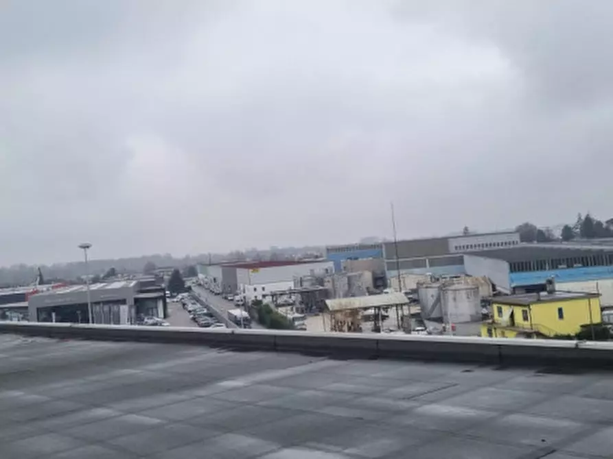 Immagine 15 di Capannone industriale in vendita  in via prasecco a Pordenone