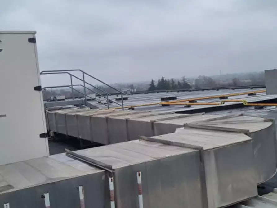 Immagine 22 di Capannone industriale in vendita  in via prasecco a Pordenone