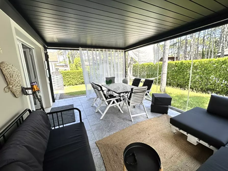 Immagine 5 di Casa bifamiliare in vendita  in Viale delle Palme a Lignano Sabbiadoro