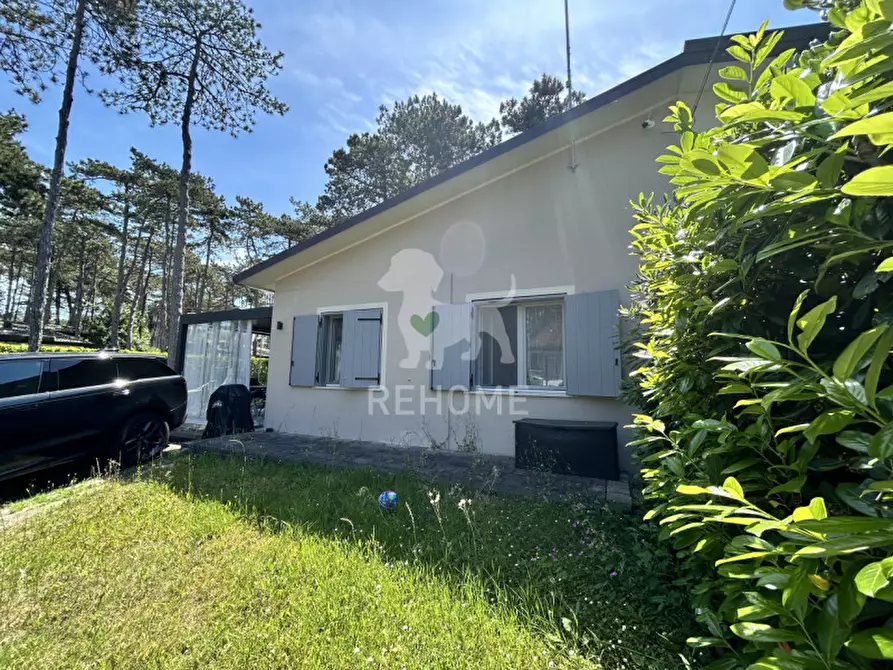 Immagine 11 di Casa bifamiliare in vendita  in Viale delle Palme a Lignano Sabbiadoro
