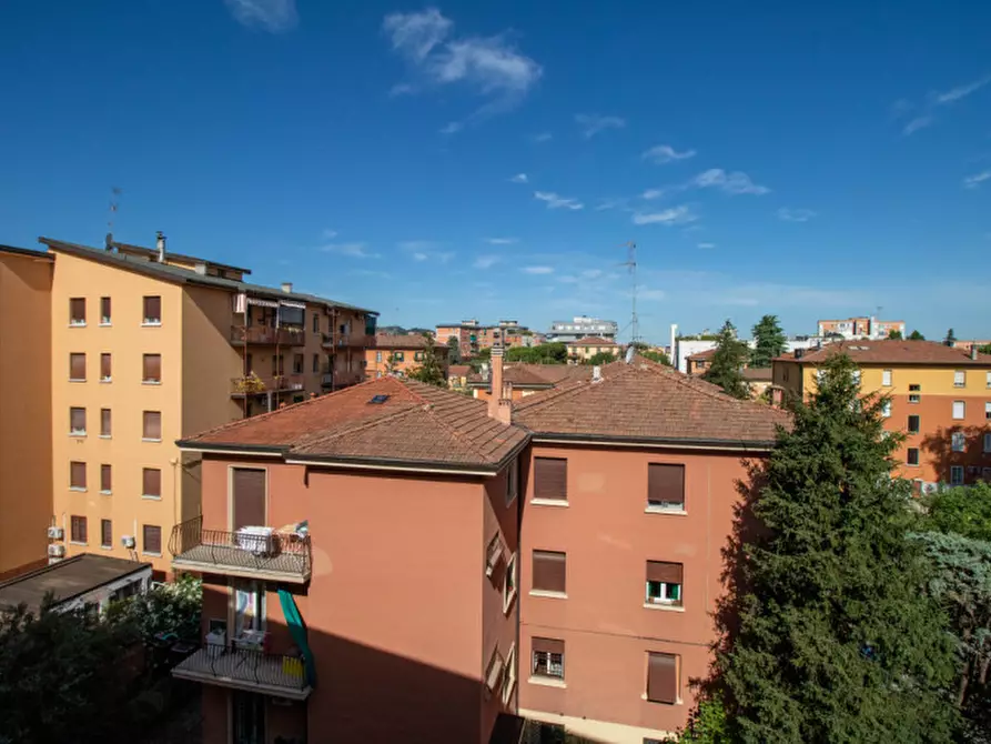Immagine 18 di Appartamento in vendita  in Via Emilia Levante 118 a Bologna