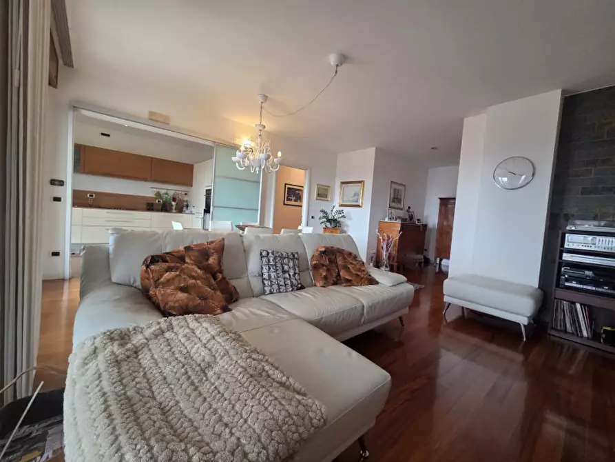 Immagine 4 di Appartamento in vendita  in via Italo Bordin a Cadoneghe