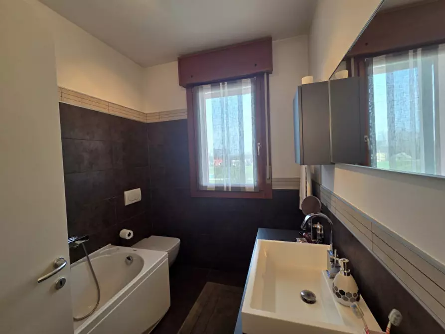 Immagine 22 di Appartamento in vendita  in via Italo Bordin a Cadoneghe