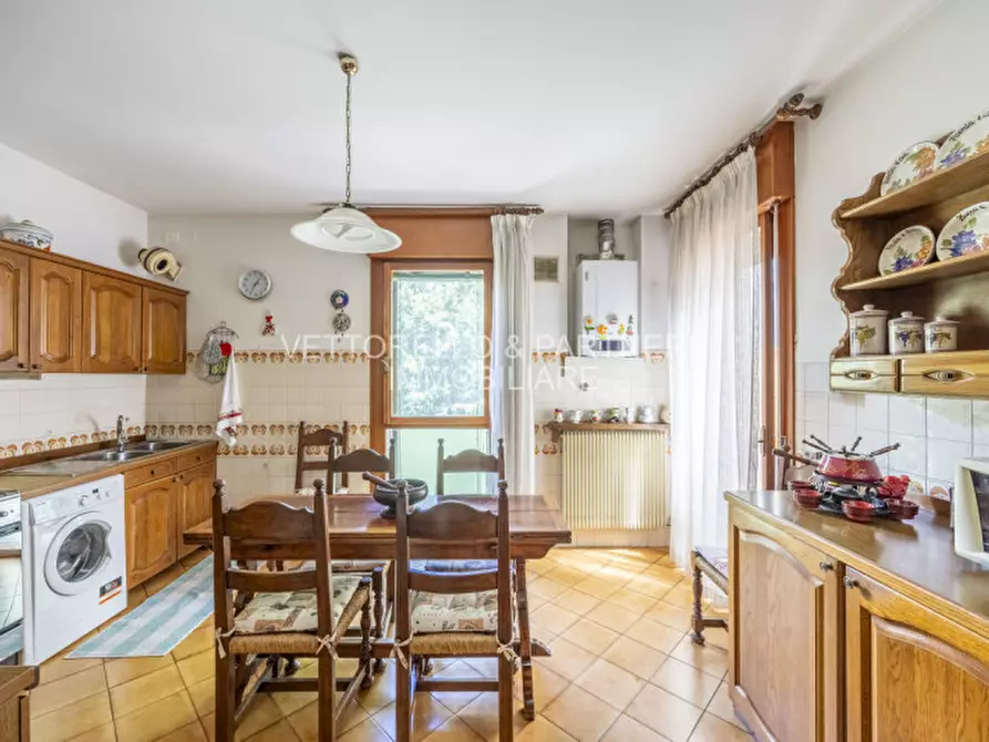 Immagine 2 di Appartamento in vendita  in via e.mattei a Venezia