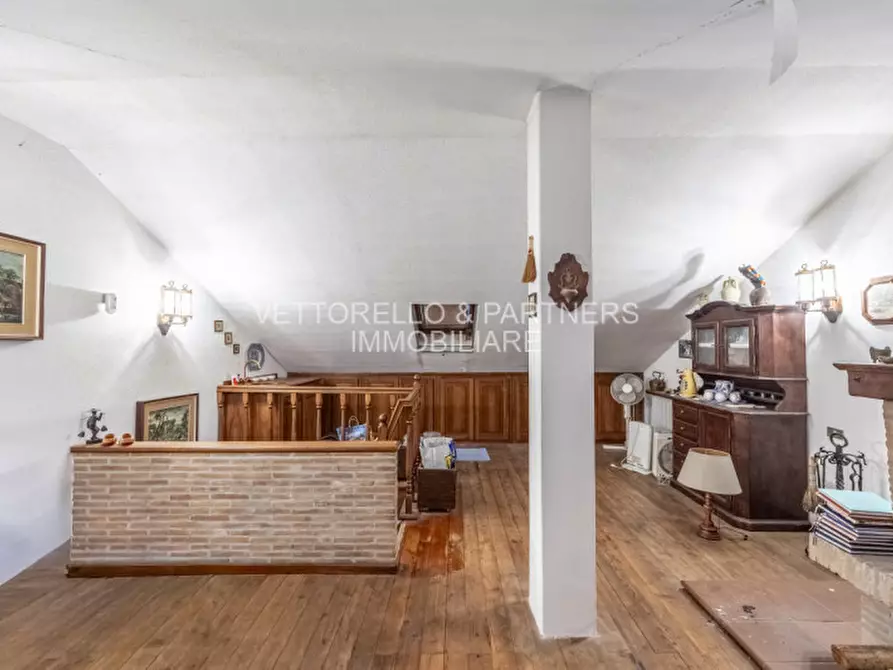 Immagine 15 di Appartamento in vendita  in via e.mattei a Venezia