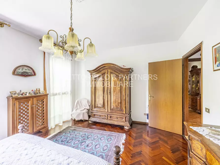 Immagine 38 di Appartamento in vendita  in via e.mattei a Venezia