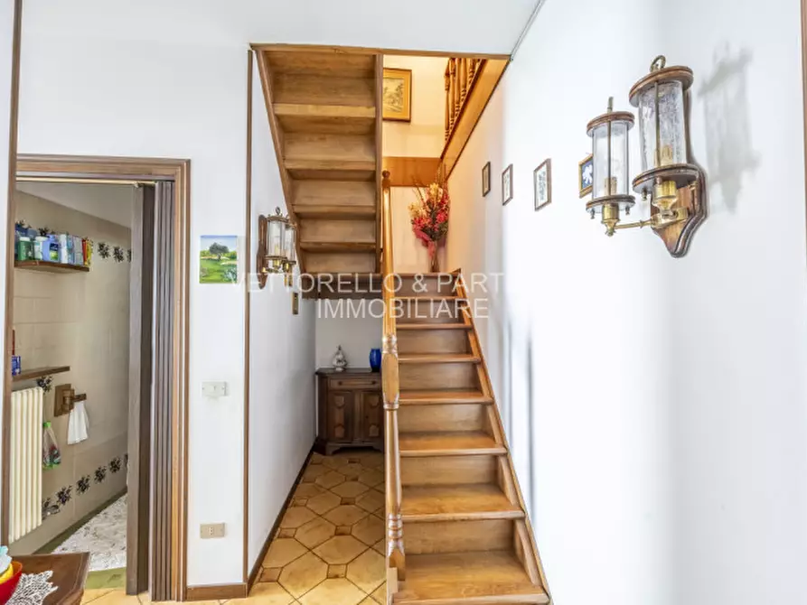 Immagine 41 di Appartamento in vendita  in via e.mattei a Venezia