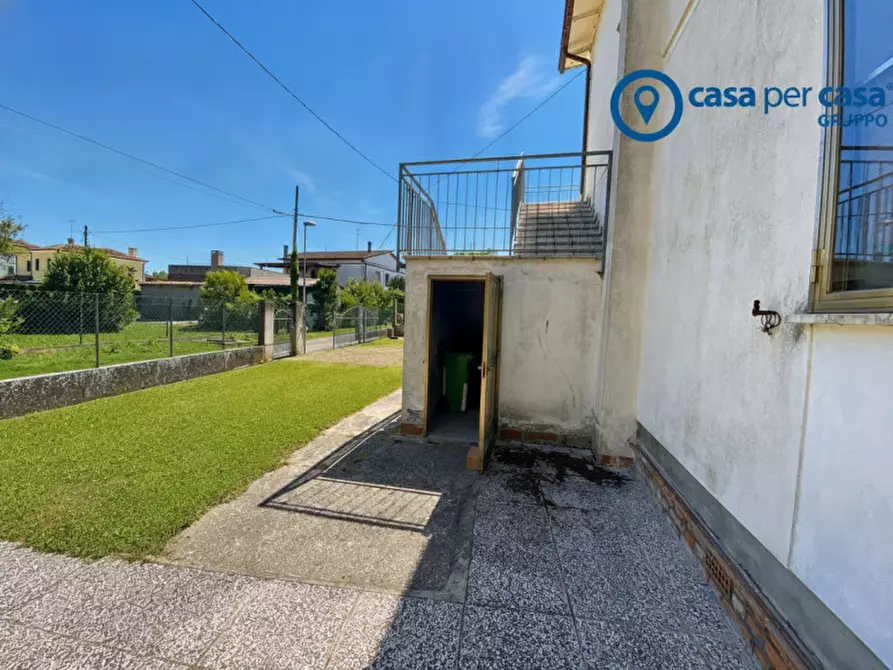 Immagine 28 di Appartamento in vendita  in Via Giulio Pastore a Porto Tolle
