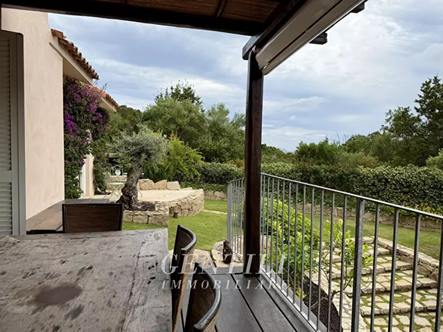 Immagine 9 di Villa in vendita  in Via Cala dei Ginepri a Arzachena