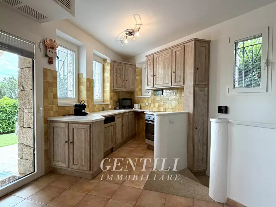 Immagine 11 di Villa in vendita  in Via Cala dei Ginepri a Arzachena