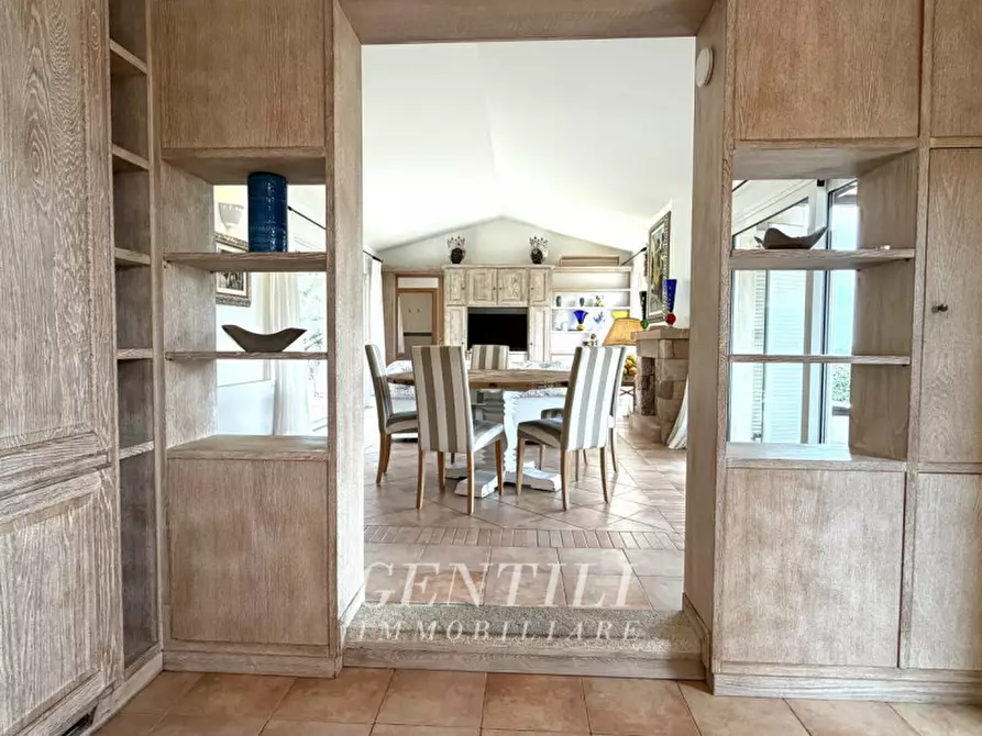 Immagine 13 di Villa in vendita  in Via Cala dei Ginepri a Arzachena