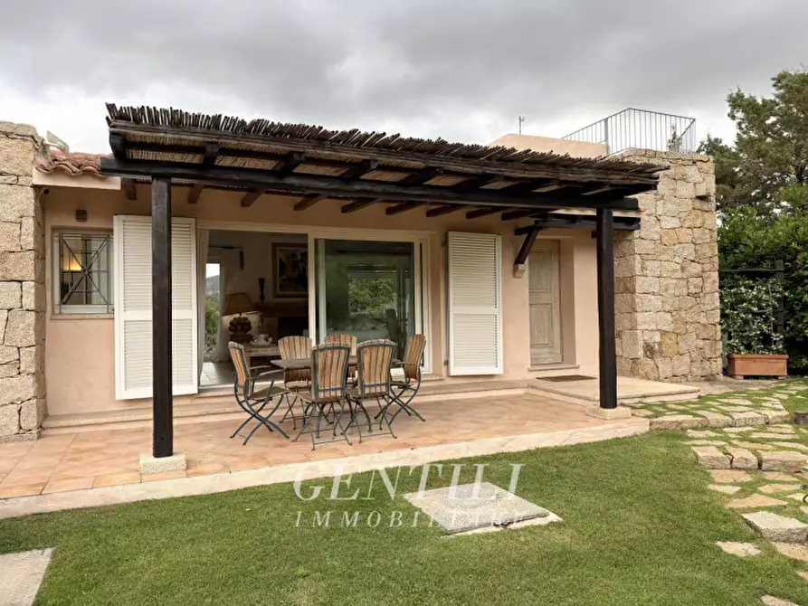 Immagine 19 di Villa in vendita  in Via Cala dei Ginepri a Arzachena