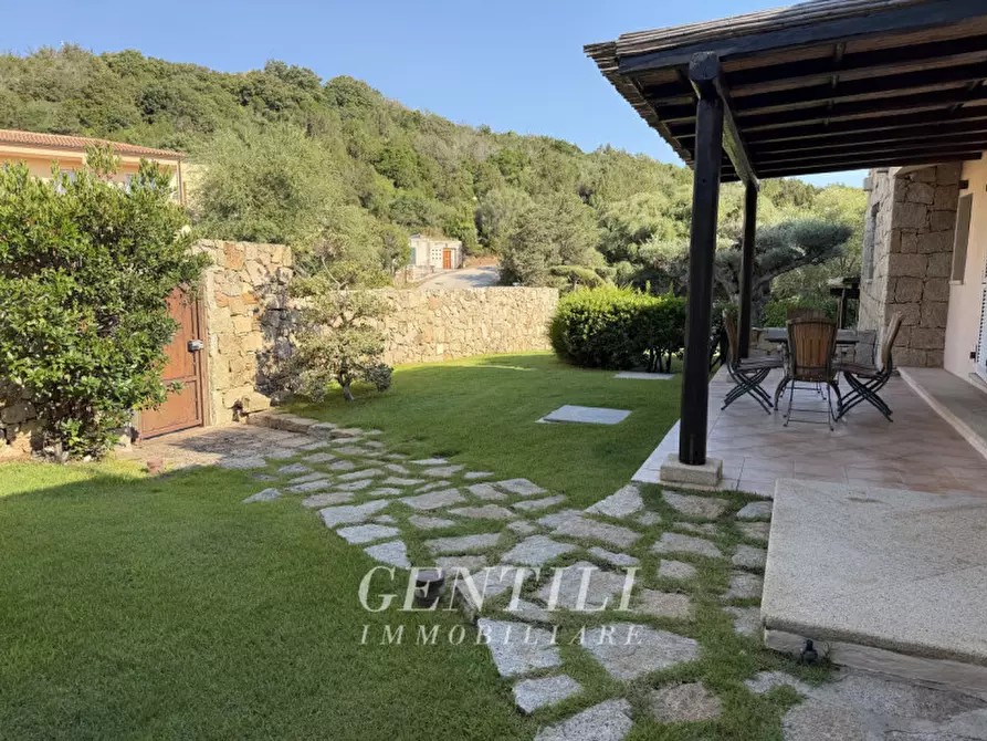Immagine 21 di Villa in vendita  in Via Cala dei Ginepri a Arzachena