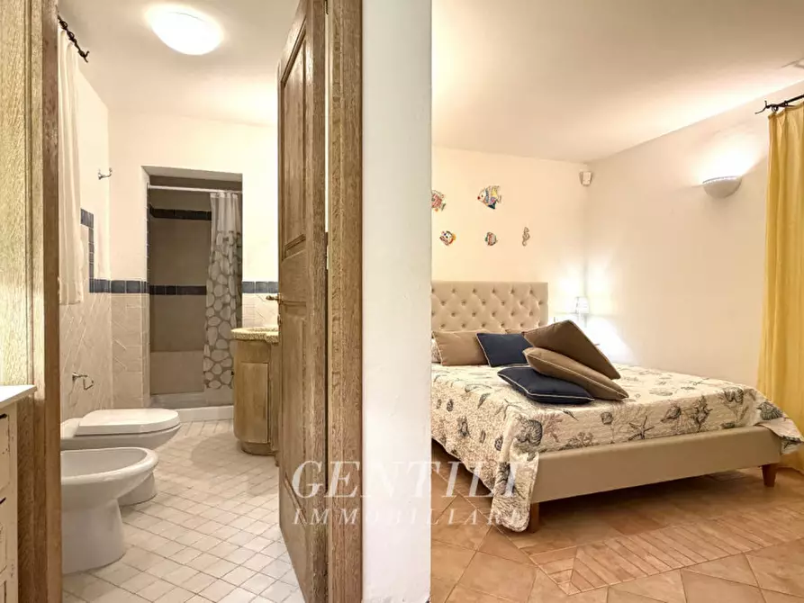 Immagine 26 di Villa in vendita  in Via Cala dei Ginepri a Arzachena