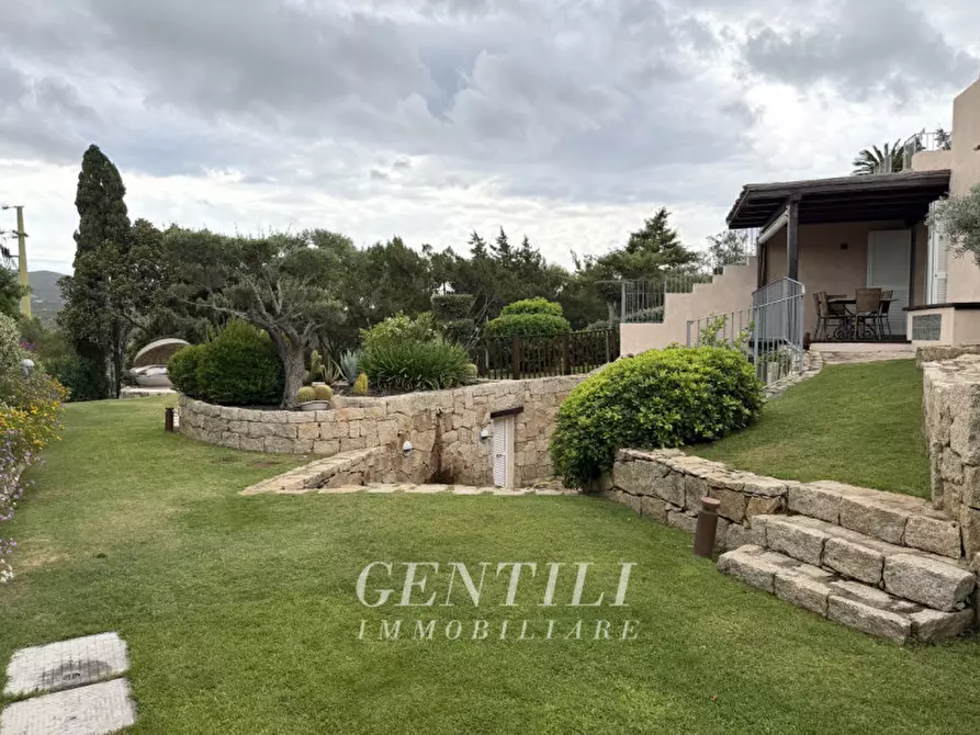 Immagine 35 di Villa in vendita  in Via Cala dei Ginepri a Arzachena
