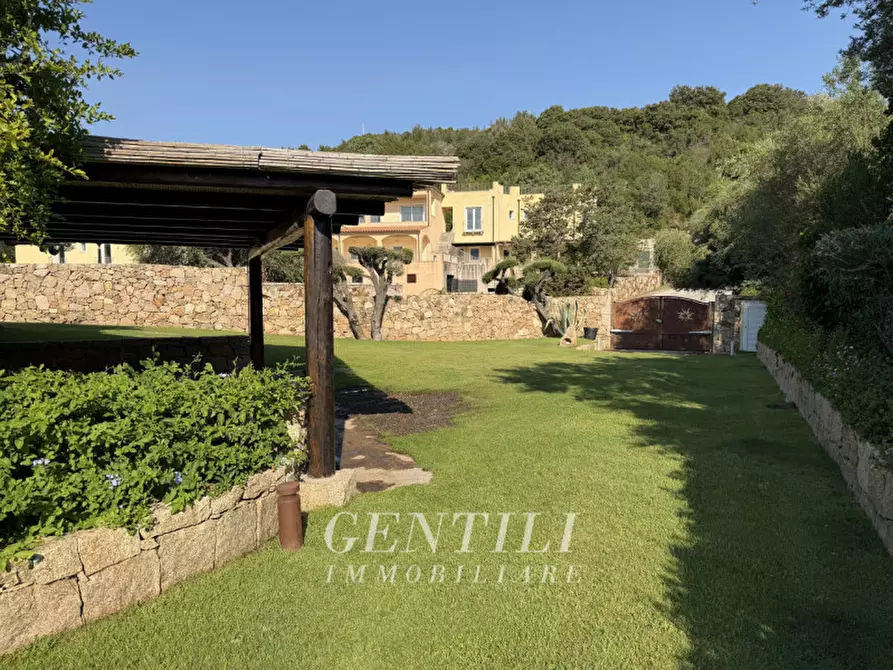 Immagine 39 di Villa in vendita  in Via Cala dei Ginepri a Arzachena