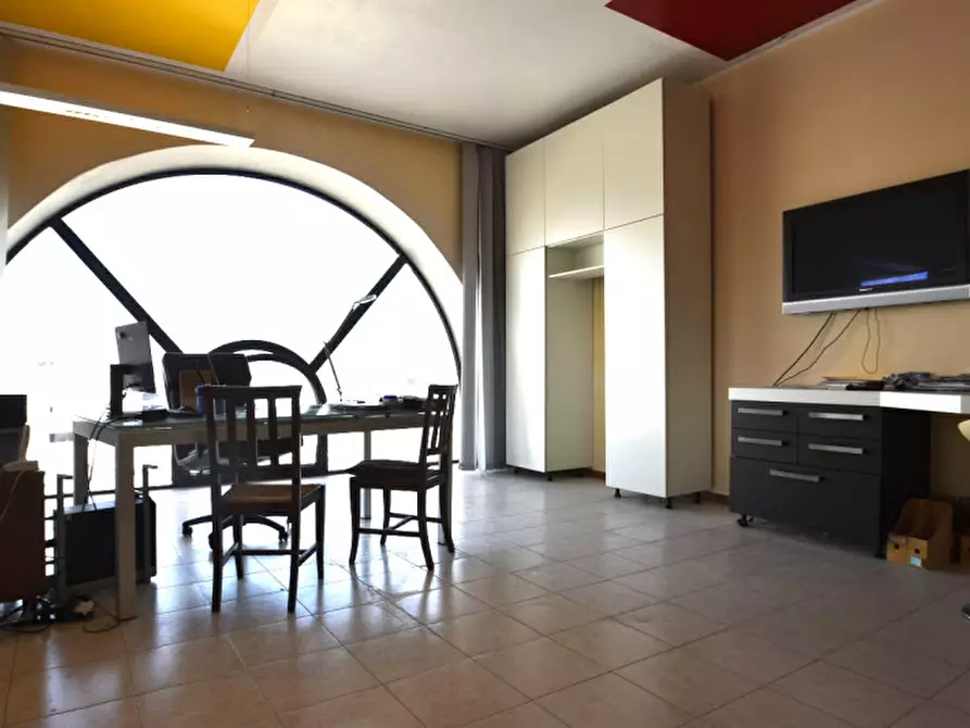 Immagine 6 di Negozio in vendita  in VIA PRIMO MAGGIO a Bussolengo