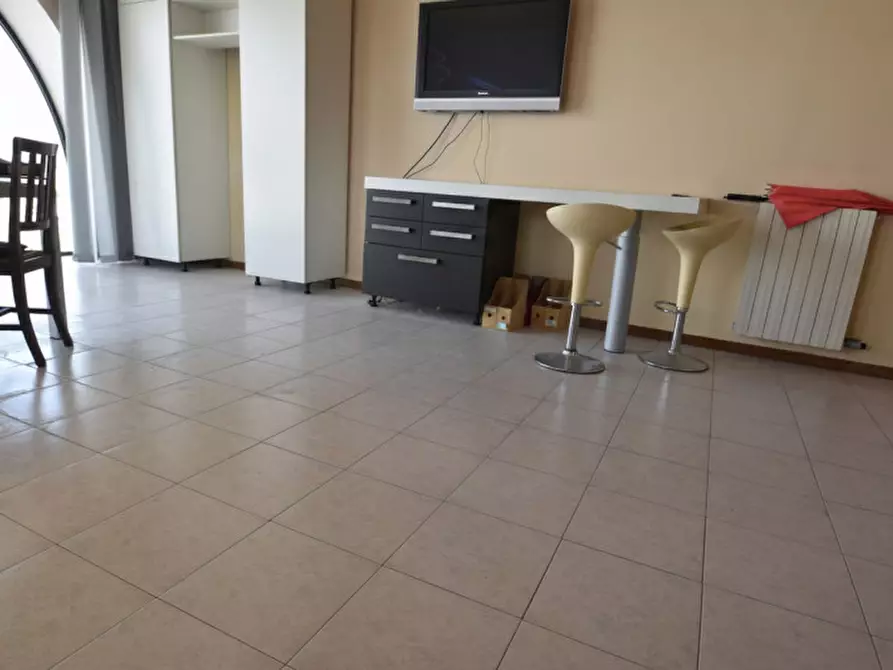 Immagine 16 di Negozio in vendita  in VIA PRIMO MAGGIO a Bussolengo
