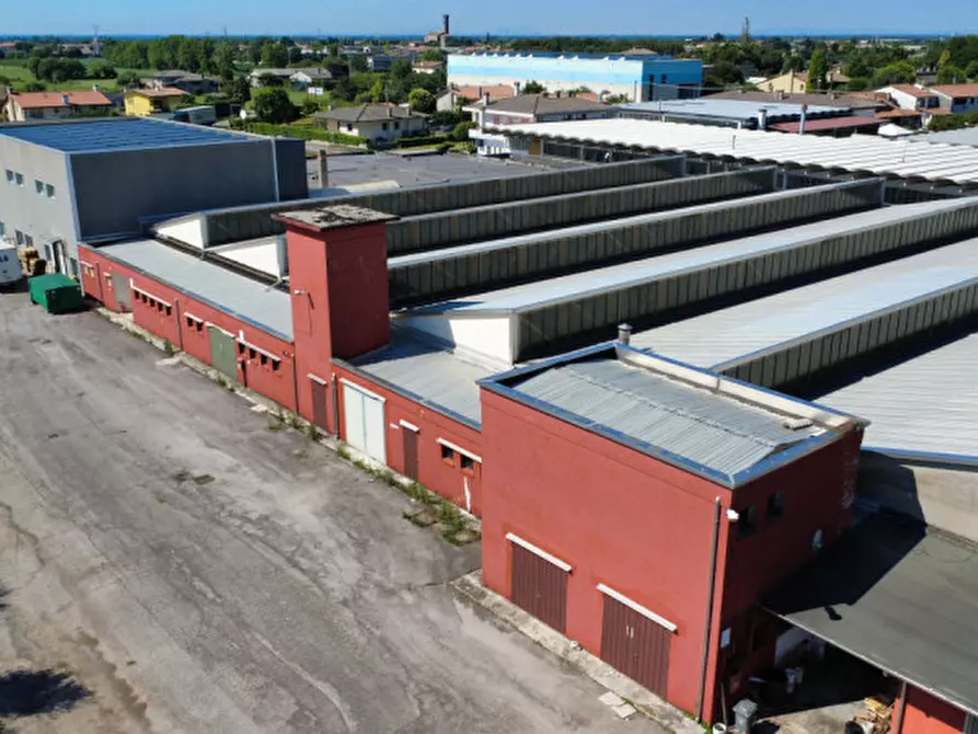 Immagine 4 di Capannone industriale in affitto  in Via Piave 47 a Altivole