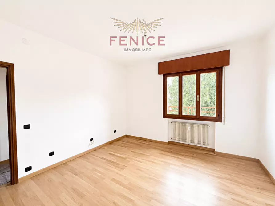 Immagine 9 di Appartamento in vendita  in VIA EINAUDI 89 a Conegliano