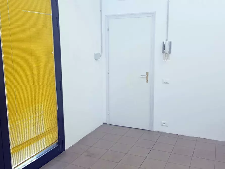 Immagine 3 di Capannone industriale in affitto  in Via Pelosa a Selvazzano Dentro