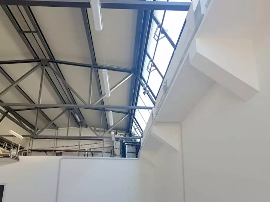 Immagine 10 di Capannone industriale in affitto  in Via Pelosa a Selvazzano Dentro