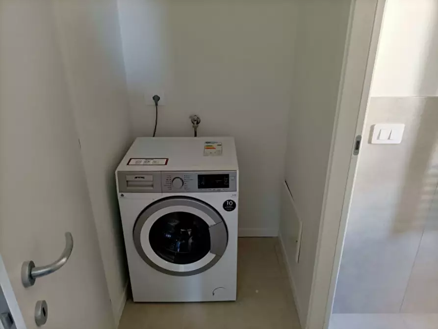 Immagine 10 di Appartamento in affitto  in Via Navetta, 9 a Parma