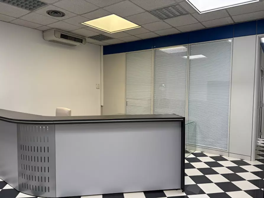 Immagine 8 di Ufficio in affitto  in Via della Croce Rossa a Padova