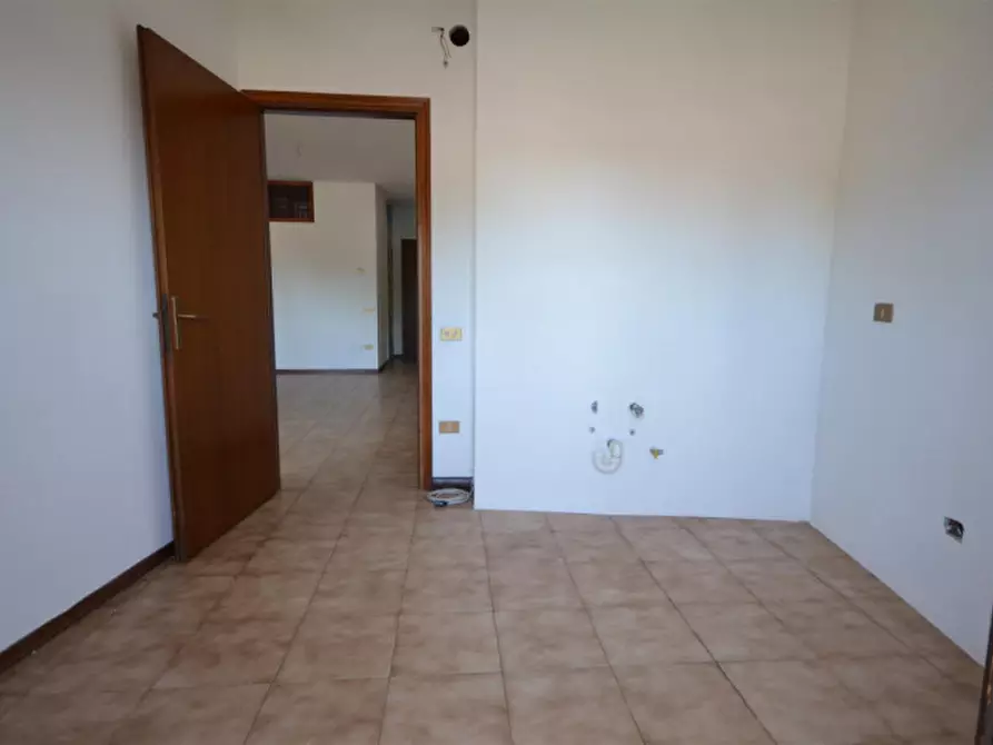 Immagine 2 di Appartamento in vendita  in Via degli Olmi a Castelfranco Veneto