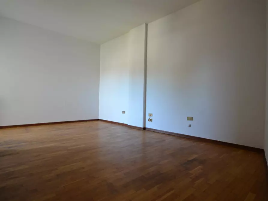 Immagine 18 di Appartamento in vendita  in Via degli Olmi a Castelfranco Veneto