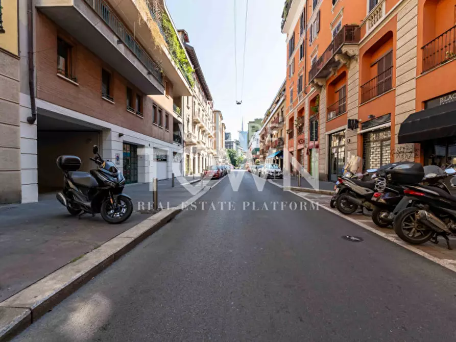 Immagine 37 di Appartamento in vendita  in via Thaon Di Revel 10 a Milano