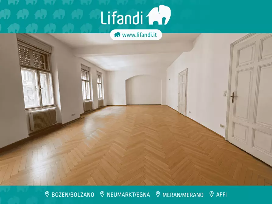 Immagine 1 di Ufficio in affitto  in Via Cassa di Risparmio - Sparkassenstraße a Bolzano