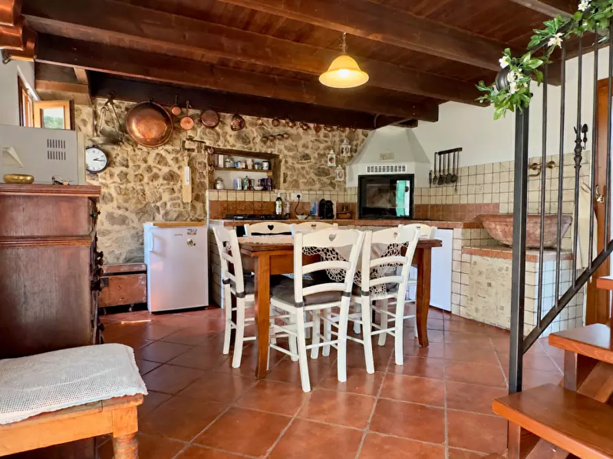 Immagine 2 di Casa quadrifamiliare in vendita  in via monte venda a Vo