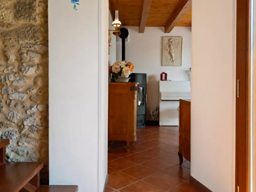 Immagine 6 di Casa quadrifamiliare in vendita  in via monte venda a Vo