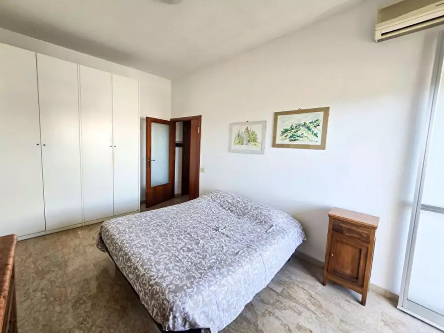 Immagine 11 di Appartamento in vendita  in Viale Dante Alighieri a Pesaro